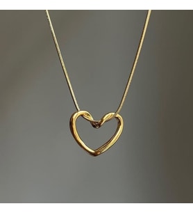 Lente Aksesuar Kadın Çelik Düğüm Kalp Kolye - Minimalist Geçmeli Kalp ve Yılan Zincir (Gold)
