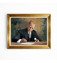 Tablore Masasında Çalışan Atatürk Portresi Duvar Tablosu Gold Çerçeve