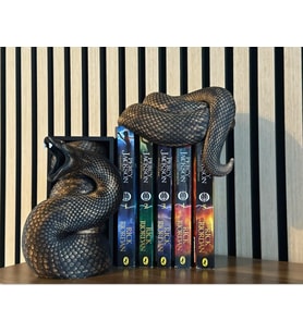 2 Parçalı Gerçek Ayrıntılara Sahip Yılan Kitap Tutucu Kitap Tutucu BOOK NOOK Taş Döküm Ağır Ürün