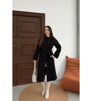 Neşeli butik kadın siyah kuşaklı reglan kol düğmeli premium kaşe kaban NBKBN01