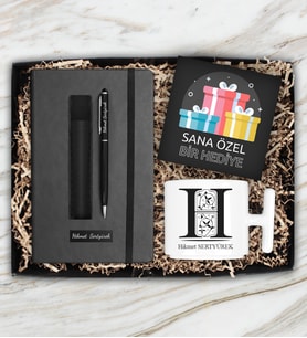 Kişiye Özel Defter & Kişiye Özel Deri Kılıf Touch Pen Kalem & Kişiye Özel İsimli T Kupa Hediye Seti