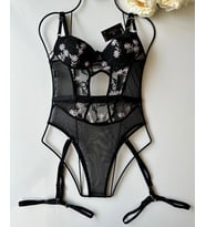 Alora Çiçek Desenli Transparan Tasarım Jartiyerli Padlli Bodysuit (STD)