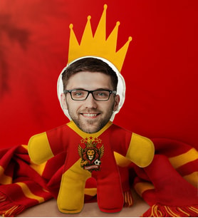 BK Gift Kişiye Özel Sarı Kırmızı Taraftar Tasarımlı Kral Bebek Yastık-6, Taraftar Hediyesi, Taraftar Yastık