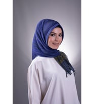 Lacivert-Haki Pratik Hazır Geçmeli Tesettür Eşarp Kesik Elyaf Piliseli Puantiyeli Desenli 1818D5_209