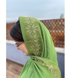 Ladies Design El Emeği Krep Yıldız Çiçek Desen