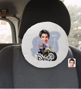 BK Gift Kişiye Özel İsimli Erkek Motorcu Karikatürlü Yuvarlak Araç Koltuk Yastığı-1