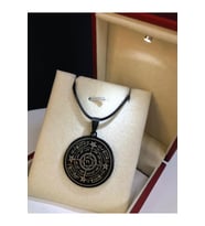 Celcelutiye Ve Ismi Azam Vefki Unisex Işıklı Kutuda • Sevgiliye • Eşe • Anneye • Babaya Çelik Kolye