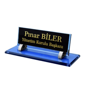 Kişiye Özel Tasarım Cam Masaüstü İsimlik - Ofis İsimlik - Yönetici İsimlik – Masalık – Masa İsimliği – Ofis İsimliği – Yönetici İsimliği – Kristal Cam Masaüstü İsimlik