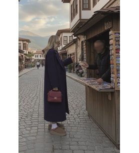 Kışlık Astarlı Sırtı Detaylı Kadın Kaşmir Kaban (Lacivert)