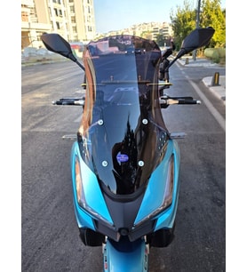 MOTOCAM Arora Beatrix 150 Ön Cam 2023-2026 Model 55cm Siyah Renkli 4mm KISA