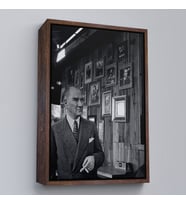 Çerçeveli Atatürk Portre Tablosu Mustafa Kemal Atatürk Dikdörtgen Dekoratif Kanvas Tablo (Siyah)