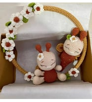 Sevimli Kelebek Kapı Süsü ve Çıngırak Amigurumi Organik Oyuncak Hediye Seti