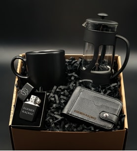 Kişiye Özel Kartlık& Zippo Çakmak& French Press& Siyah Kupa Hediye Seti