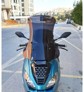 MOTOCAM Peugeot Pulsion 125 Ön Cam 2022-2026 Model 68cm Siyah Renkli 4mm UZUN