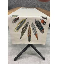 Şans Tüyü Desenli Runner 40x140 Cm