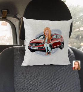 BK Gift Kişiye Özel Plakalı Kadın Kia Sportage Karikatürlü Kare Araç Koltuk Yastığı-1