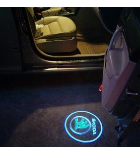 Skoda Superb Uyumlu Kapı Altı Logo Araç 3D Gölge Light