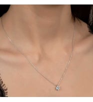 Ucarticaret S-warovski Taşlı Gümüş Kalp Bayan Kolye