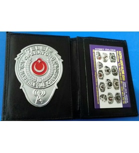 TELSİZ OPERATÖRÜ,AMATÖR TELSİZCİ-ROZETLİ CÜZDANI+KEMER ROZETI SATINAL-SADECE,ÇAĞRI KODU BULUNAN,AMATÖR TELSİZCİ BELGESİ OLAN KİŞİLER ALABİLİR.SIVILE SATILMAZ
