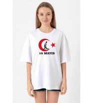 Vatan 19 Mayıs Atatürk Gençlik Spor Bayramı Baskılı Bisiklet Yaka T-shirt - Beyaz