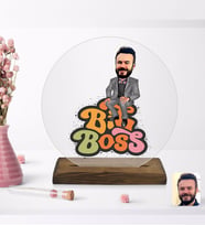 BK Gift Kişiye Özel Erkek Big Boss Karikatürlü Yuvarlak Ahşap Standlı Biblo-3