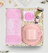 Pembe Fincan & Eyüp Sabri Tuncer El Kremi & Mum & Pembe Havlu Hediye Seti