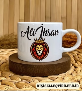 Kişiye Özel İsimli Sarı Kırmızı Aslan Temalı Taraftar Porselen Fincan Kupa 150 ml