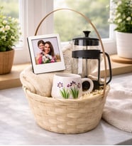 Kadınlara Özel Fotoğraflı Çerçeve Mutfak Havlusu French Press Ve El Yapımı Fincan Seti