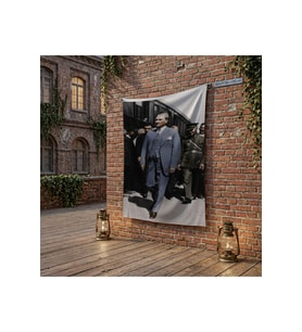 Yürüyen Atatürk Portresi poster Bayrak Raşel Kumaş 100x150 cm ATA77