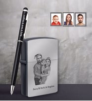 Kişiye Özel Yılbaşı Aile Karikatürlü Siyah Çakmak Kalem Hediye Seti Model-1 (Model 1)
