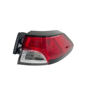 Leoparts Toyota Corolla Cross Stop Lambası Dış Sağ (Ledsiz) 2022-2024 81551-16690