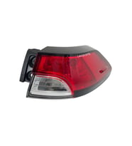 Leoparts Toyota Corolla Cross Stop Lambası Dış Sağ (Ledsiz) 2022-2024 81551-16690