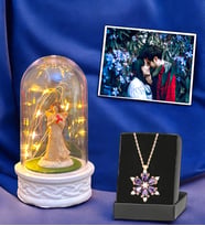 Premium Hediye Seti  Gerçek Amestist Taşlı Lotus Kolye ve Led Işıklı Fanus  Kişiye Özel Fotoğraflı (Model 2)