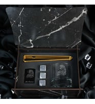 Ahşap Kutulu Kartal Figürlü Kişiye Özel Gold Maşalı, Çakmaklı ve Taşlı Viski Kadehi Seti