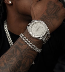 Taşlı Iced Out Büyük Erkek Kol Saati Ve Küba Zincir Bileklik Seti
