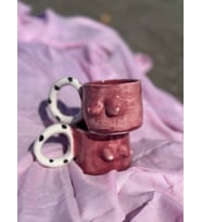 Özel Koleksiyon Memeli Pembe Kupa Seramik El Yapımı Kulplu