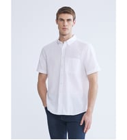 LCWAIKIKI Classic Beyaz Regular Fit Kısa Kollu Erkek Gömlek