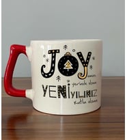 Joyumuz Yerinde Olsun Baskılı Kırmızı Kulplu D Yılbaşı Kupası