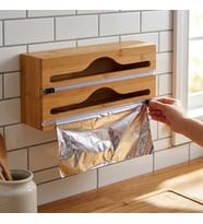 2 Bölmeli Doğal Bambu Folyoluk ve Streç Film Kesici Organizer - Sürgülü Bıçaklı Duvara Monte Edilebilir Çekmece İçi Düzenleyici Pişirme Kağıdı ve Alüminyum Folyo Standı (35,5 x 14 x 7 cm)