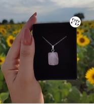 UNİSEX PEMBE KRİSTAL KESİM DOĞAL TAŞ KOLYE