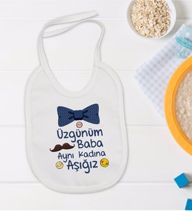 BK Kids Aynı Kadına Aşığız Tasarımlı Bebek Mama Önlüğü - Model 1