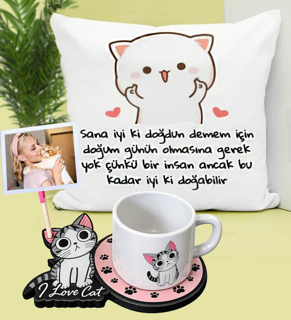 Kişiye Özel Doğum Günü Hediyesi Kedi Figürlü Tabaklı Kupa & Sevimli Kedi Polar Yastık