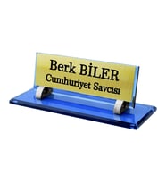 Kişiye Özel Tasarım Cam Masaüstü İsimlik - Ofis İsimlik - Yönetici İsimlik – Masalık – Masa İsimliği – Ofis İsimliği – Yönetici İsimliği – Kristal Cam Masaüstü İsimlik