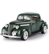 Motormax 1939 Chevrolet Coupe Bordo 1:24 Model Araba Yeşil