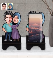BK Gift Kişiye Özel Sevgililer Karikatürlü Ahşap Biblo Telefon Standı-61