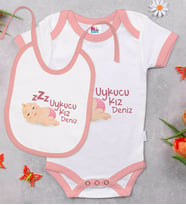 BK Kids Kişiye Özel Uykucu Kız Tasarımlı Pembe Bebek Body Zıbın ve Mama Önlüğü Hediye Seti