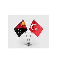 Papua Yeni Gine Bayrağı ve Türk Bayrağı İkili Saten Masa Bayrağı Takımı