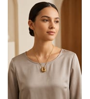 Premium Gold Renk Parlak Taşlı 316L Çelik Gold G Harf Kolye (45cm)