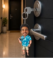 Kişiye Özel Yaz-Tatil Temalı Karikatür Anahtarlık – Fotoğraflı Eğlenceli Anahtarlık