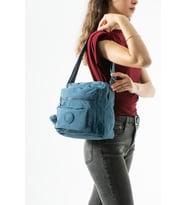 Ultra hafif, çok cepli , çok bölmeli Çapraz askılı Postacı çanta (spor, seyahat, gündelik ) Mavi Model: 571-6U